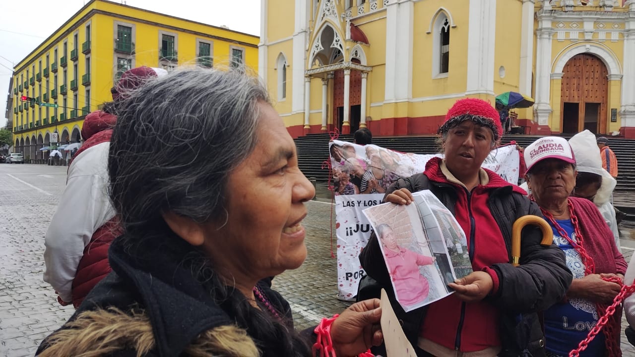 Familias exigen agilizar caso de desalojo del fraccionamiento Las Minas, juez cancela audiencia este martes