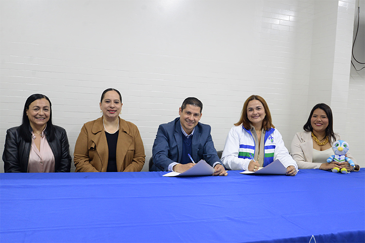 Con alianzas internacionales, UV fortalece sus programas académicos