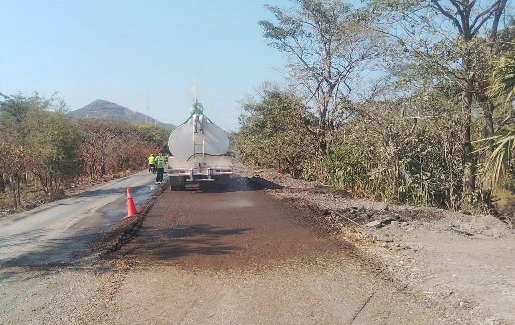 Por Semana Santa se suspenden trabajos de bacheo en el tramo Nautla-Cardel