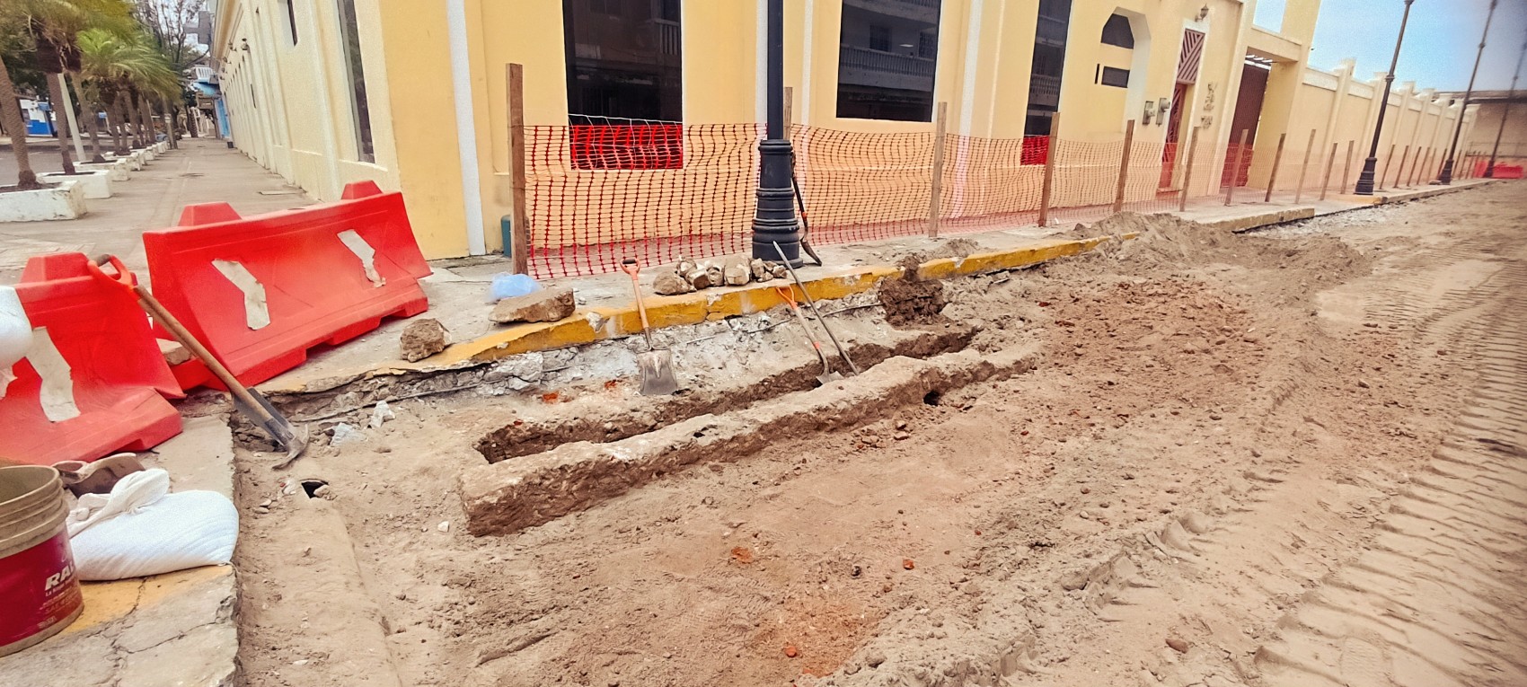 Confirman hallazgo de restos de la muralla de Veracruz en el Centro Histórico