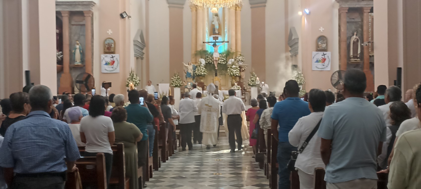 Iglesia recomienda campañas municipales de respeto y sin actitudes bajas