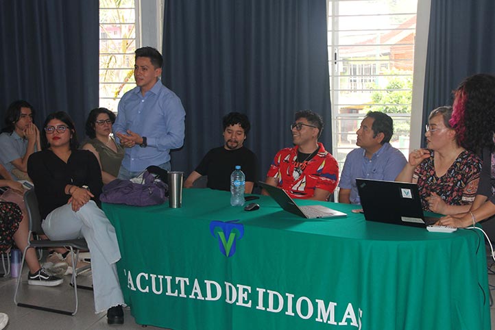 Egresados de Lengua Francesa compartieron experiencias y aprendizajes