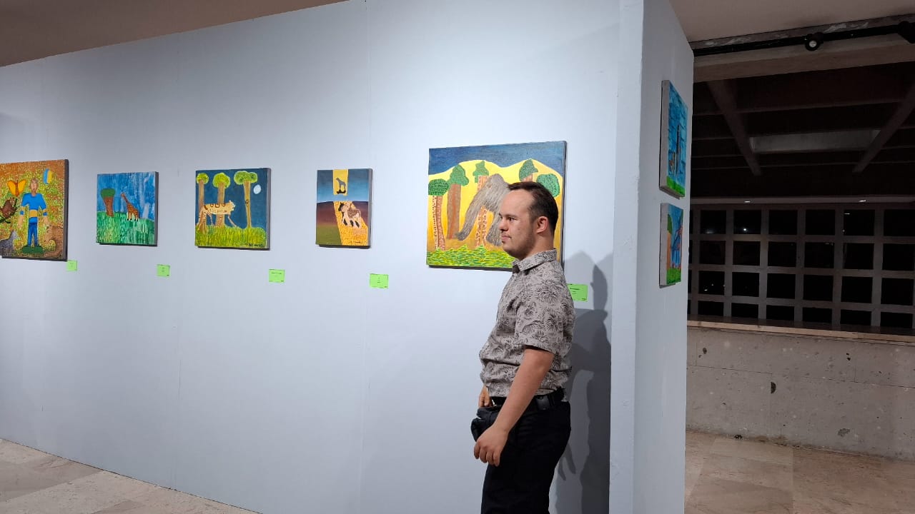 Luis Fernando Hervias inaugura su exposición «Animales Fantásticos» en el Museo de Antropología