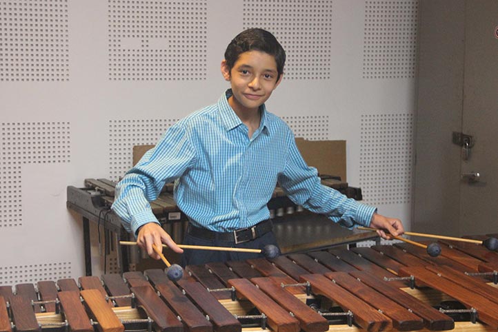 Quiero ser el mejor percusionista del mundo: Daniel Luna