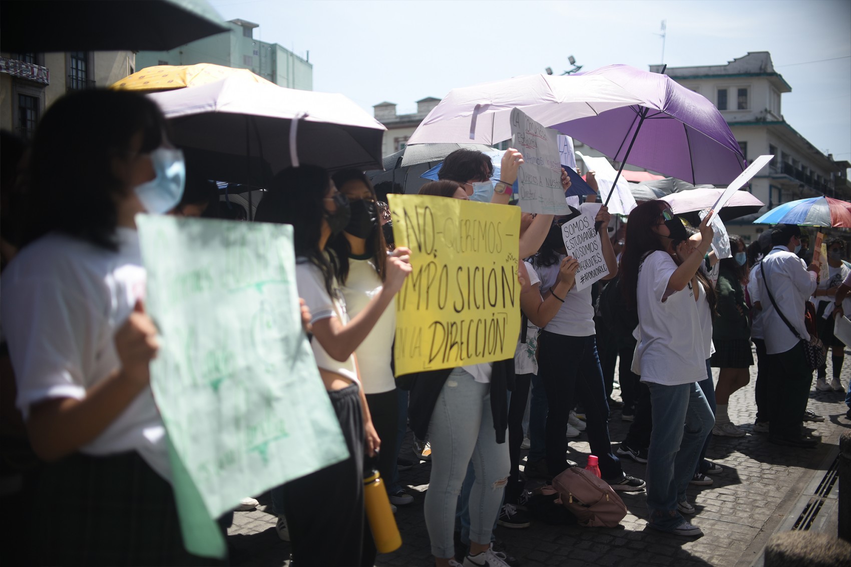 Separan por 10 días al director de la Preparatoria Juárez para investigar denuncias