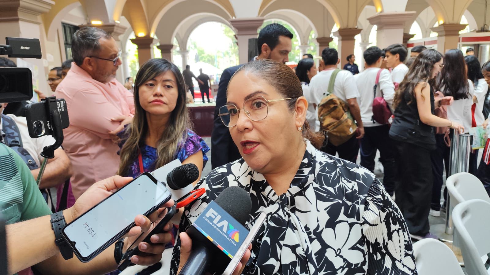 Titular de SEV critica al director del Colegio Preparatorio de Xalapa por incitar a estudiantes a manifestarse