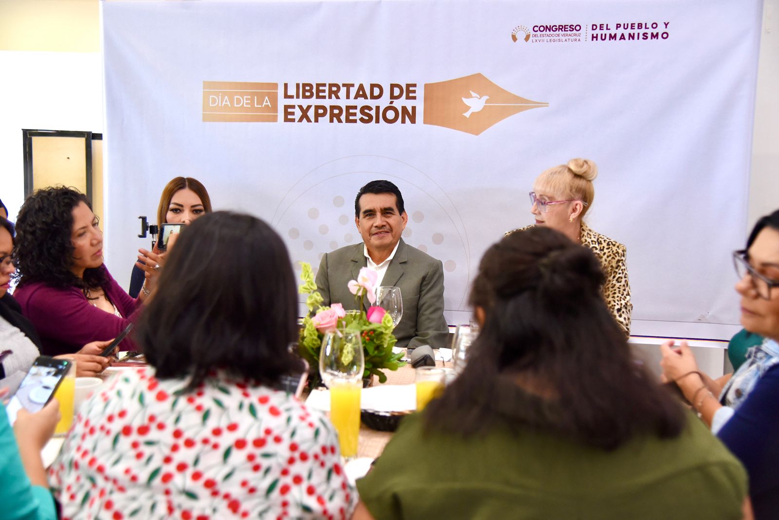 Valora diputado Esteban Bautista el papel del periodismo crítico en Veracruz