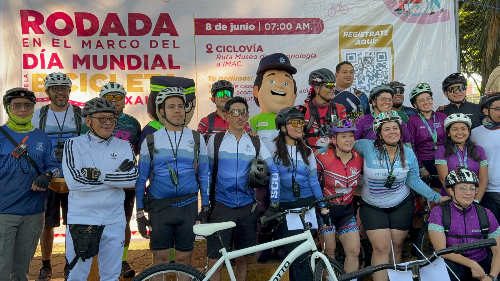 Más de 600 participantes en rodada por el Día mundial de la bicicleta en Xalapa