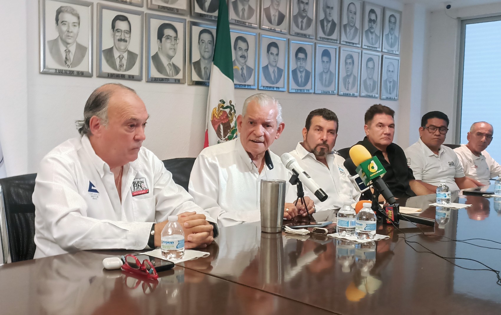 Reducción de jornada laboral afectaría hasta 25% de mipymes en Veracruz, estima Canaco