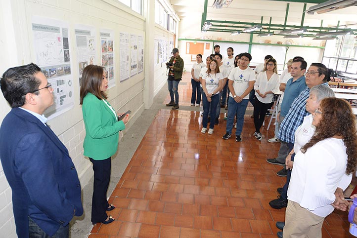 Estudiantes UV diseñan 3 parques, recinto ferial y complejo deportivo y cultural para Jilotepec