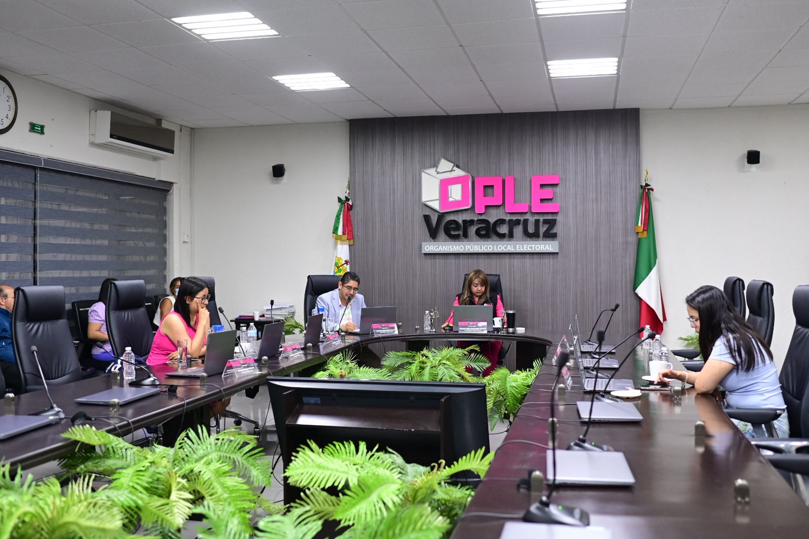 OPLE Veracruz mantiene adeudos y riesgo presupuestal en elecciones judiciales 2025