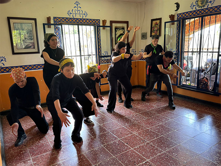 UV acerca el teatro a la comunidad