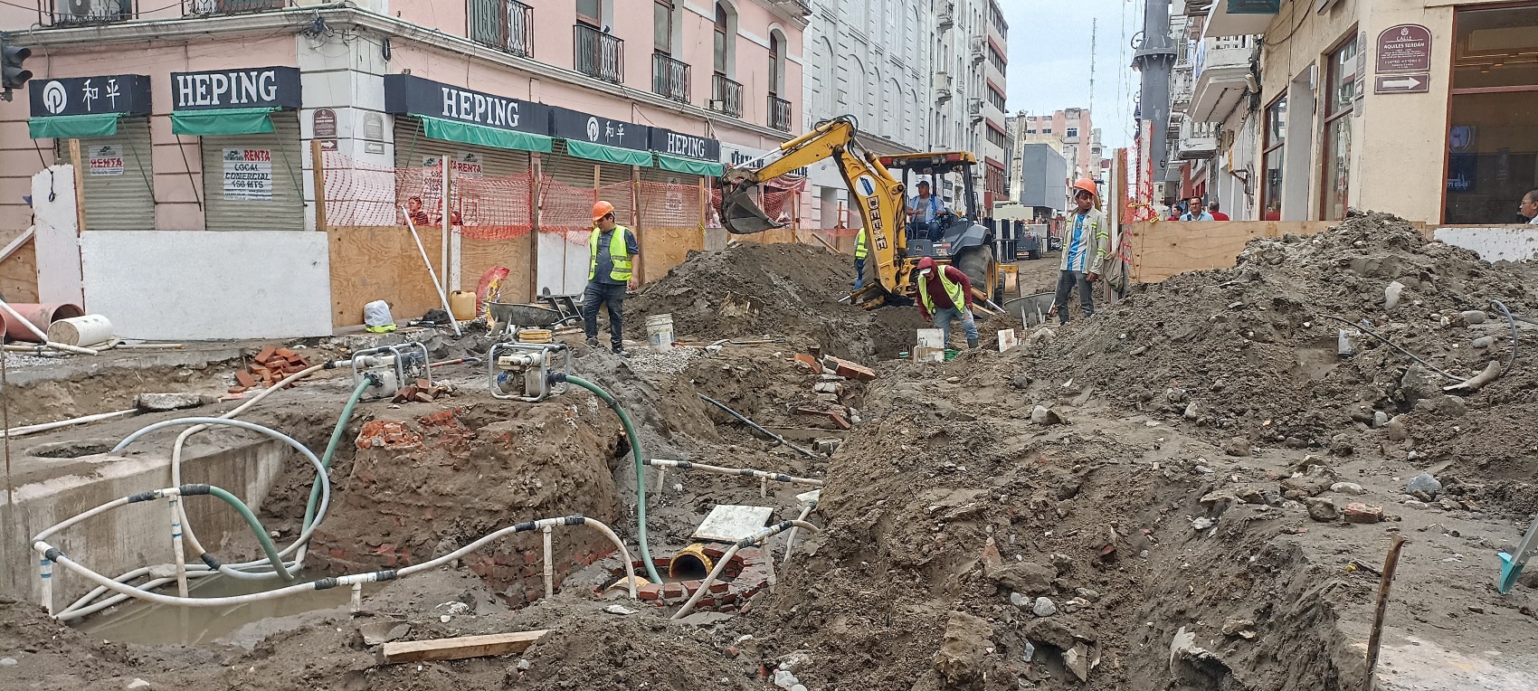 Hallan un cañón en los trabajos del Centro Histórico de Veracruz