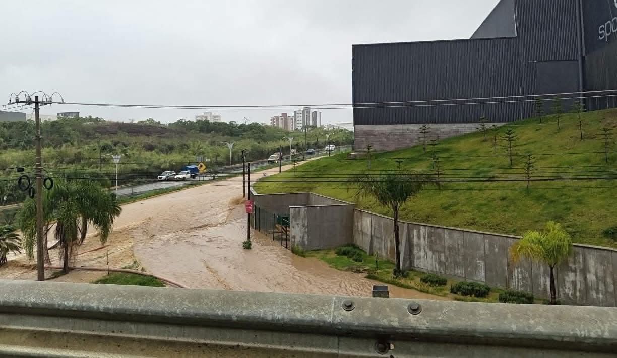 Inundaciones en Monte Magno se agravan por nuevas construcciones