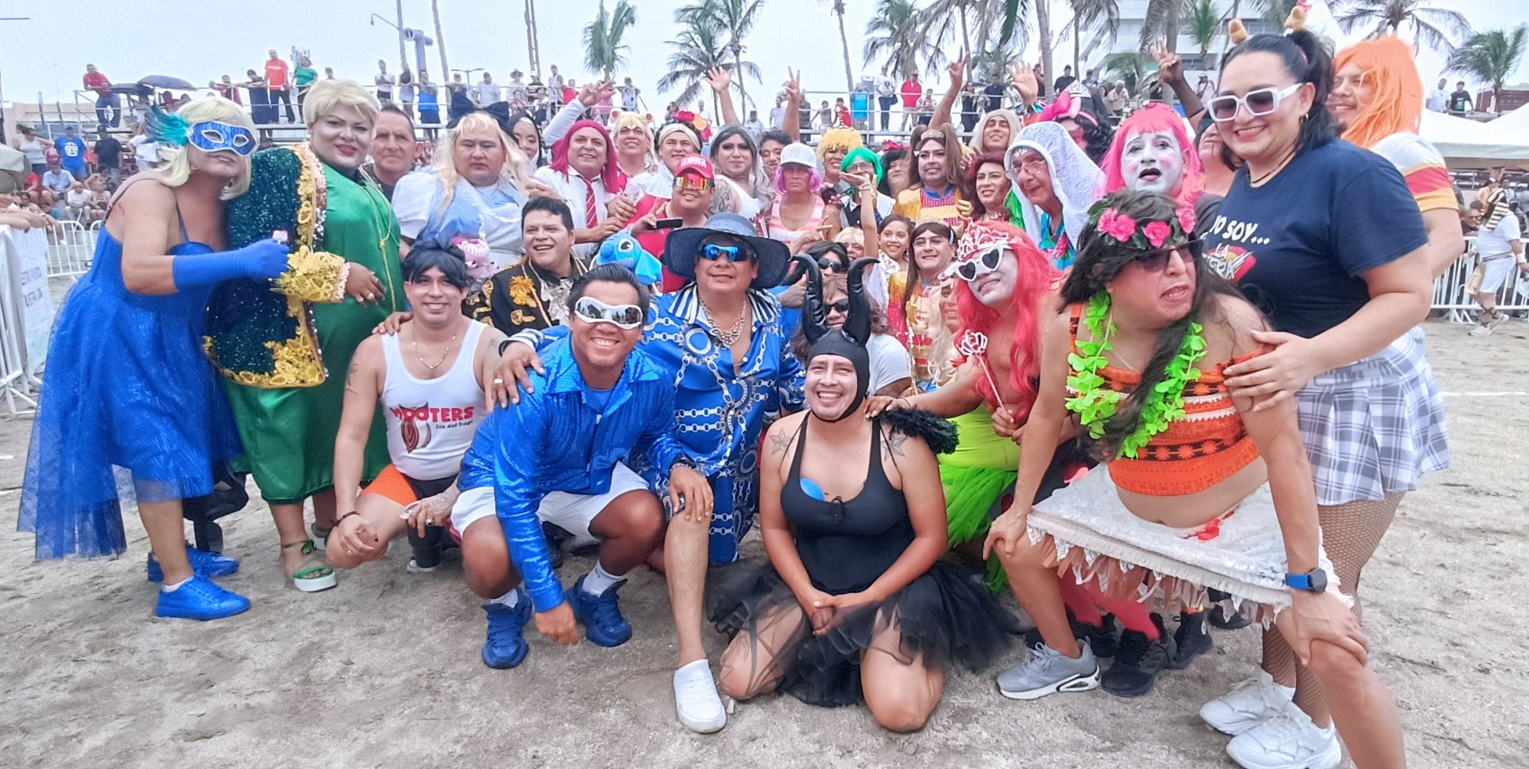 Solteras vs Casadas, una tradición de 41 años como preludio del Carnaval de Veracruz