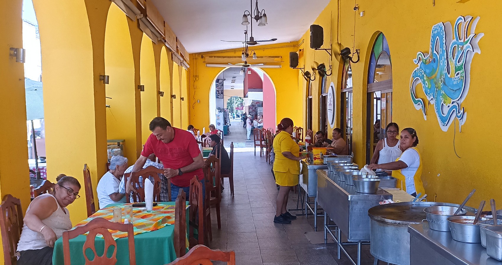Canirac estima un repunte mayor al 20% en restaurantes por el Carnaval de Veracruz 2025
