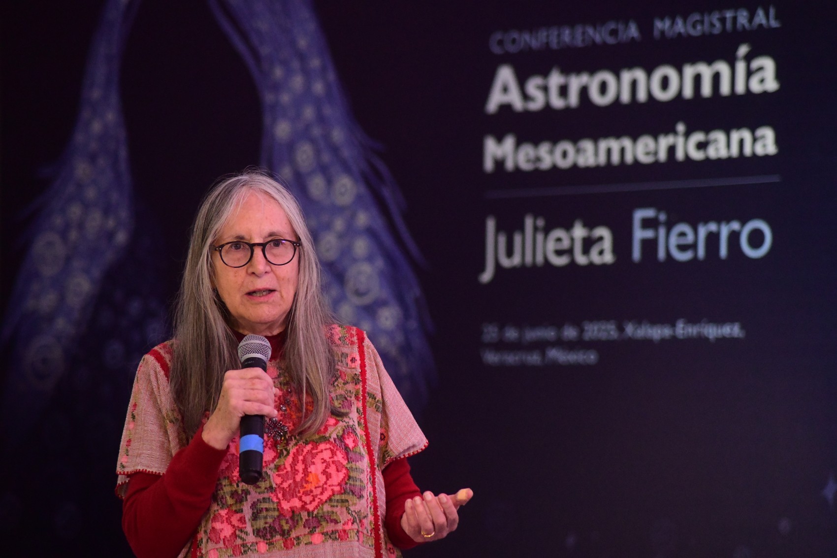 Julieta Fierro: La ciencia es libre, vale la pena pensar e investigar