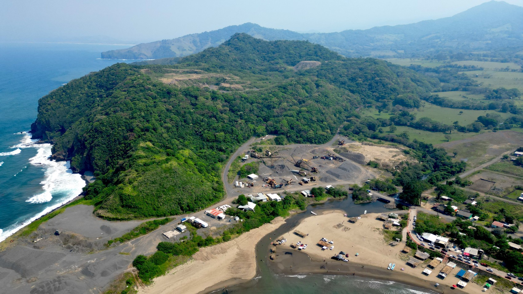 La Reserva de la Biósfera Los Tuxtlas está acorralada por proyectos mineros para el Tren Maya