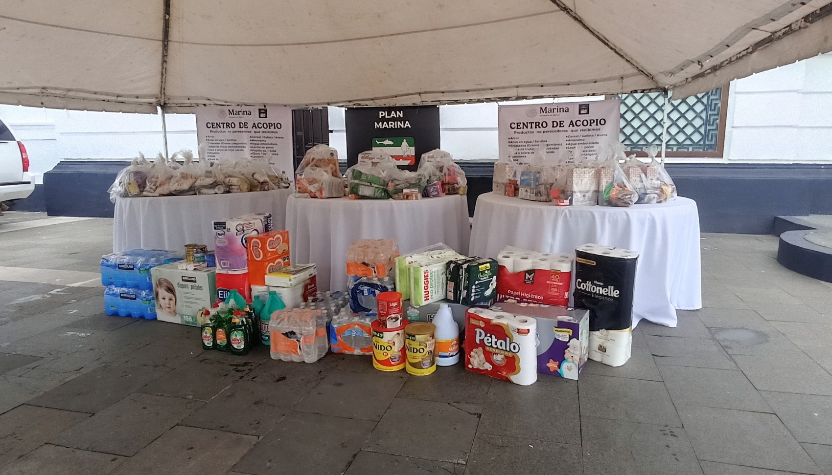 Sigue abierto el centro de acopio en la Primera Región Naval para apoyar a damnificados del huracán Érick