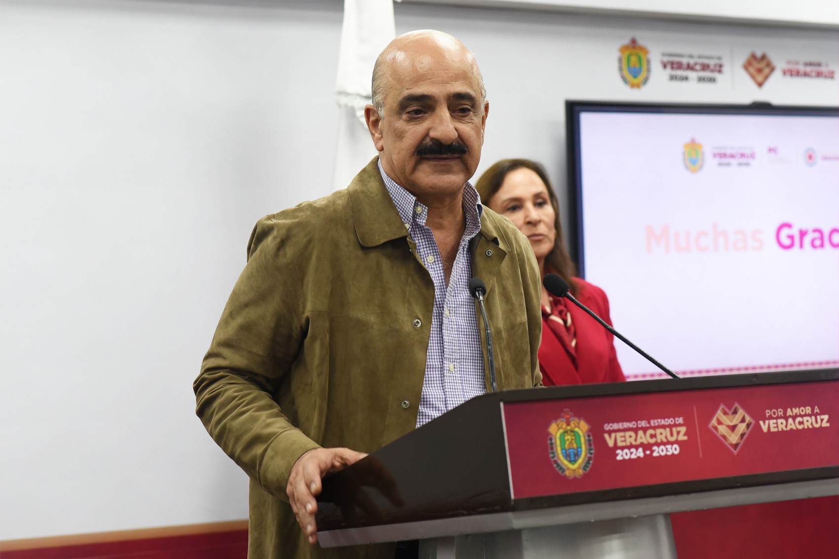 Nacimiento de agua sería la causa del anegamiento en la plaza El Juguete: Ricardo Ahued