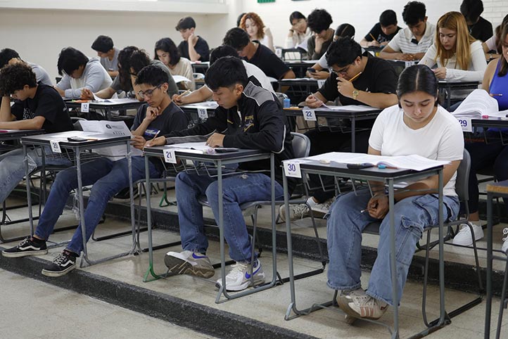 UV publica resultados de examen: 18 mil 605 aspirantes tienen derecho a inscripción
