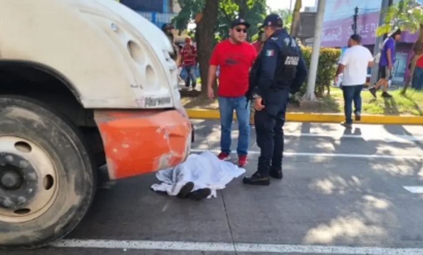 Muere mujer de la tercera edad atropellada por camión urbano en avenida Díaz Mirón, Veracruz