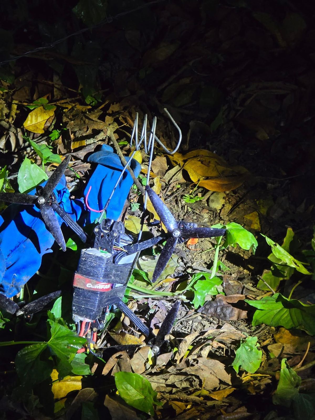 Investigan hallazgo de dron con pólvora en Coxquihui