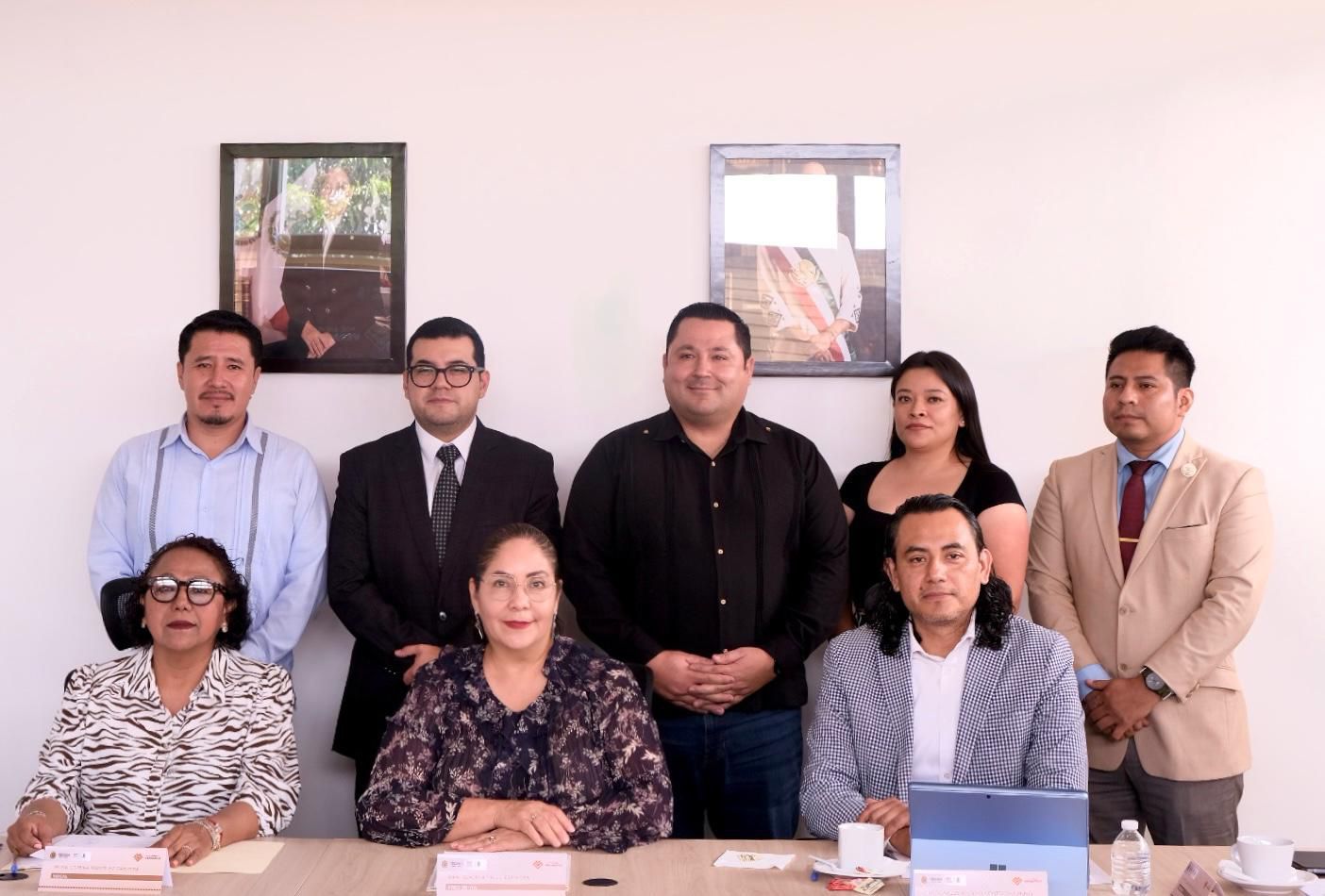 Ratifican a Lorena Martínez Cabrera como directora del Cobaev
