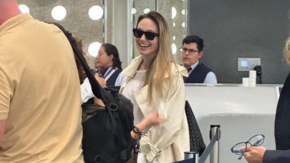 Salma Hayek y Angelina Jolie y visitan Veracruz; sostienen breve encuentro con  Nahle