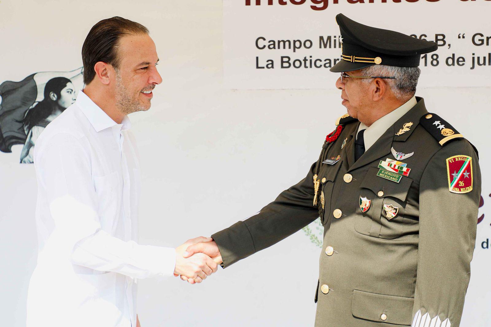 Unánue reconoce labor del personal de la Secretaría de la Defensa