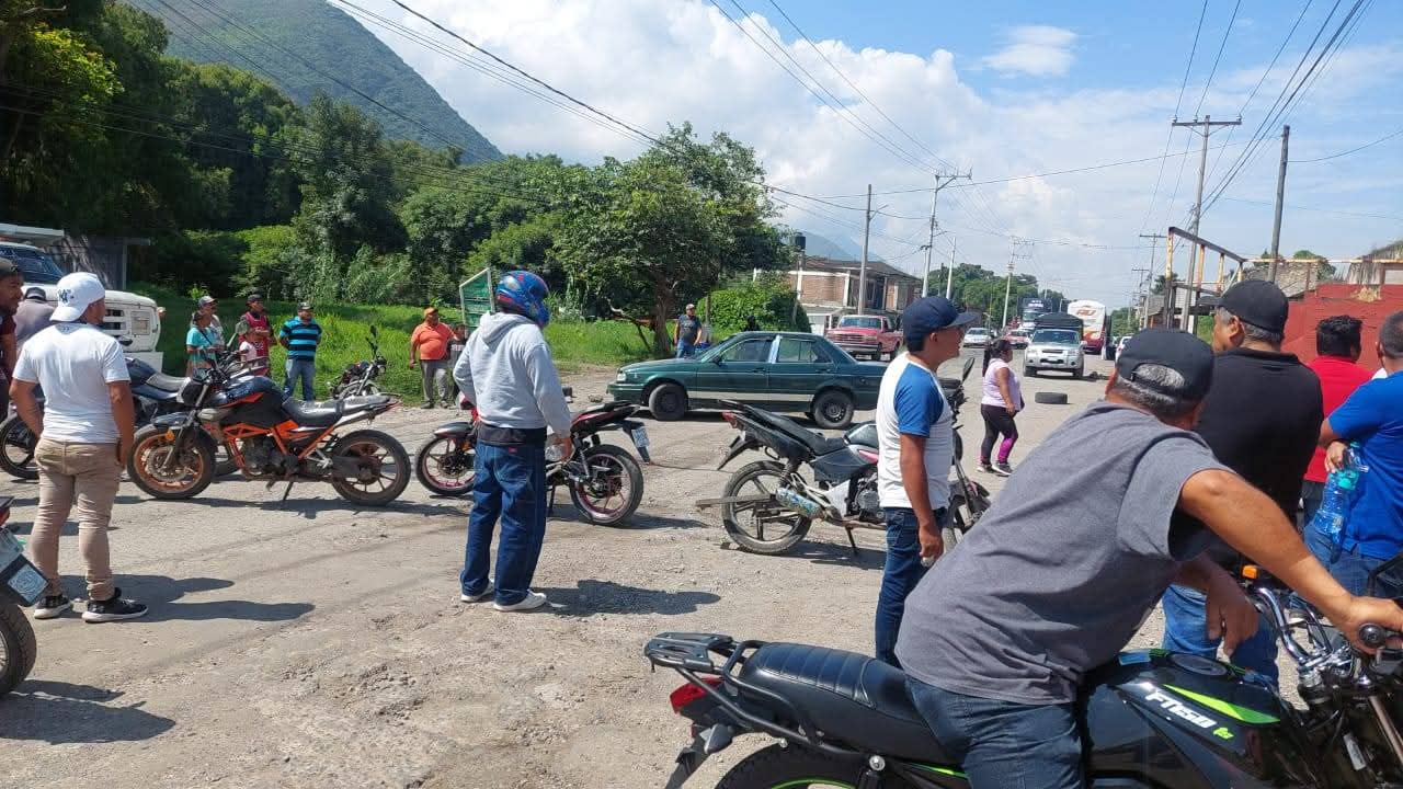 Detención de presuntos involucrados en asesinato de repartidor de Lala provoca bloqueo en Nogales