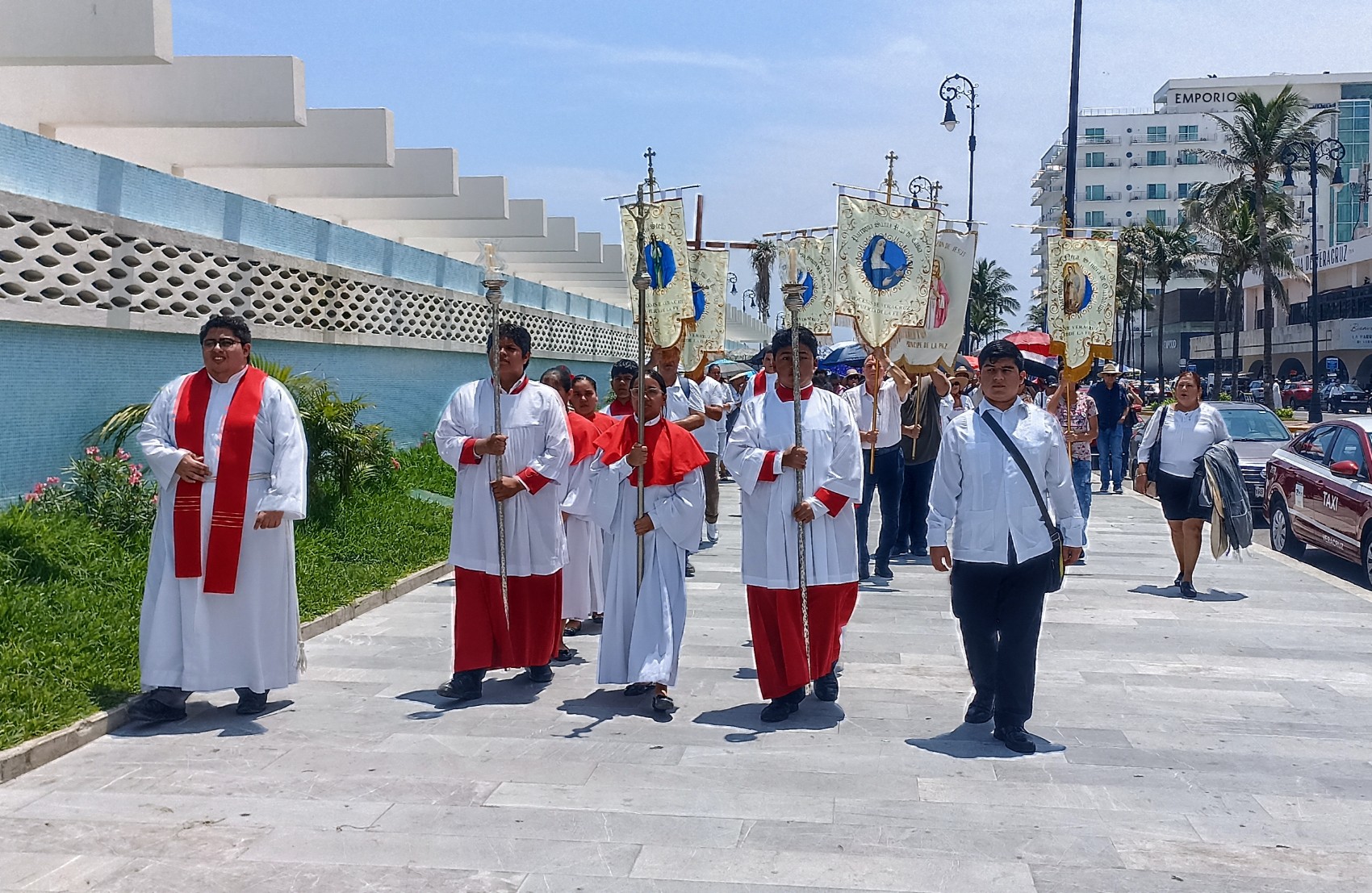 Celebran el 94 aniversario del martirio del beato Ángel Darío Acosta Zurita con misa en la catedral de Veracruz