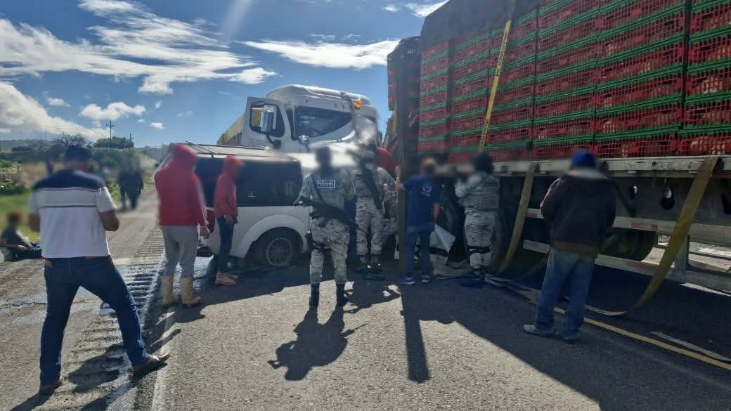 Accidente múltiple en la autopista Orizaba-Puebla deja tres lesionados