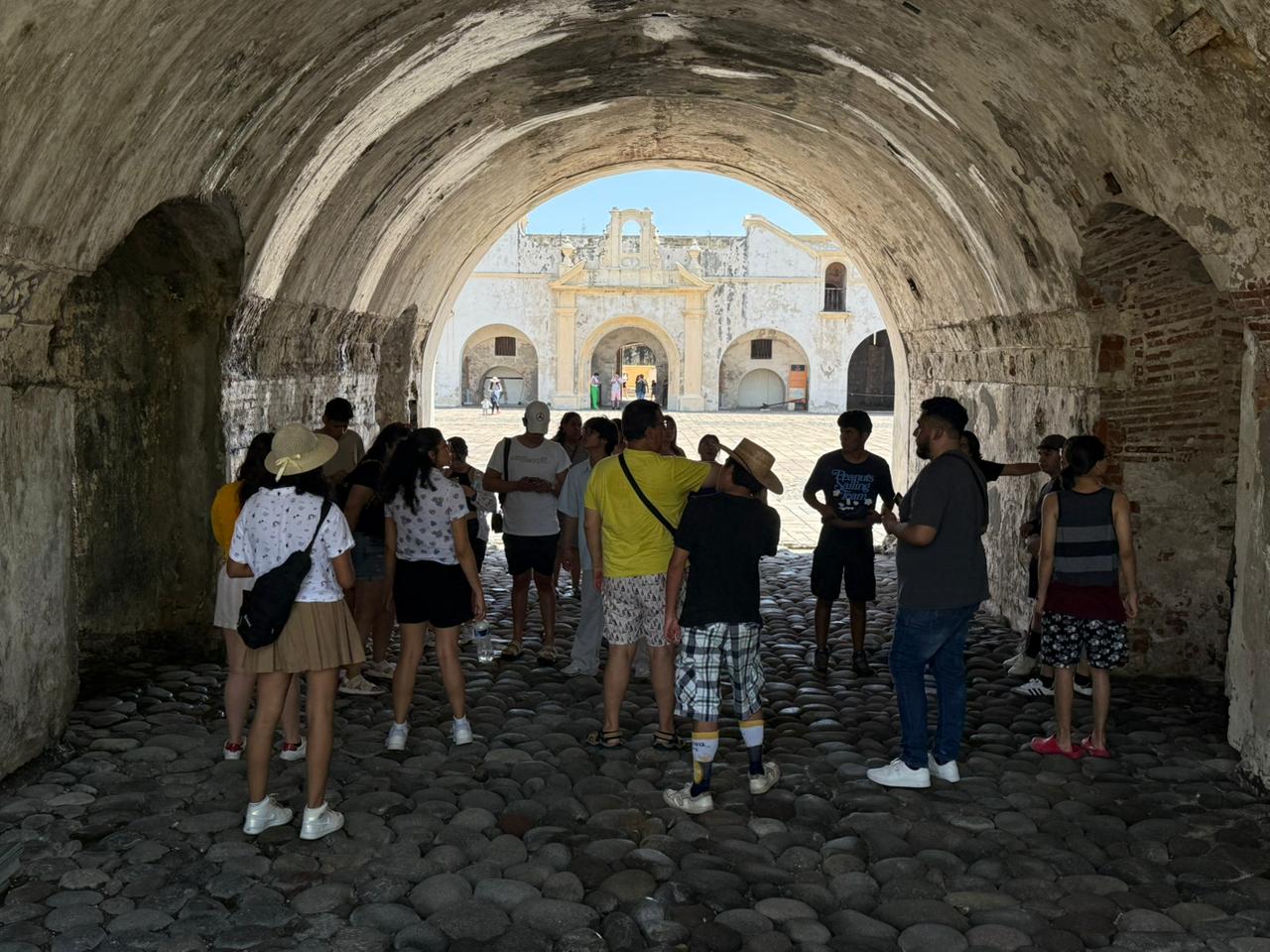 Sí hay acceso a la Fortaleza de San Juan de Ulúa pese a trabajos de reparación en puente: director