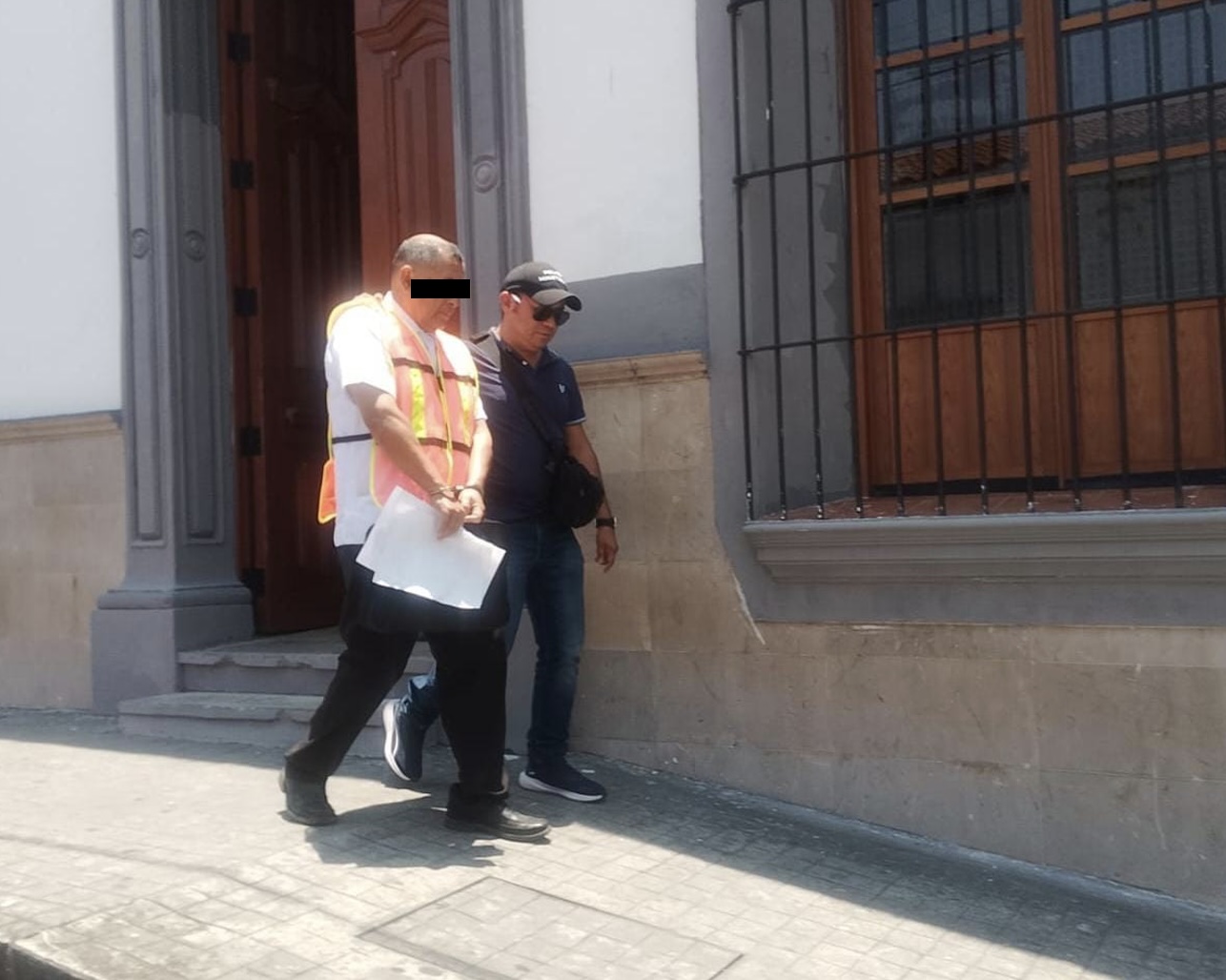 Detienen a sacerdote acusado de pederastia contra menor de edad