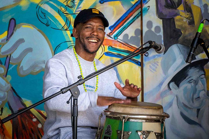 Deyvis Ramos, músico y bailarín cubano, visitó Jazzuv