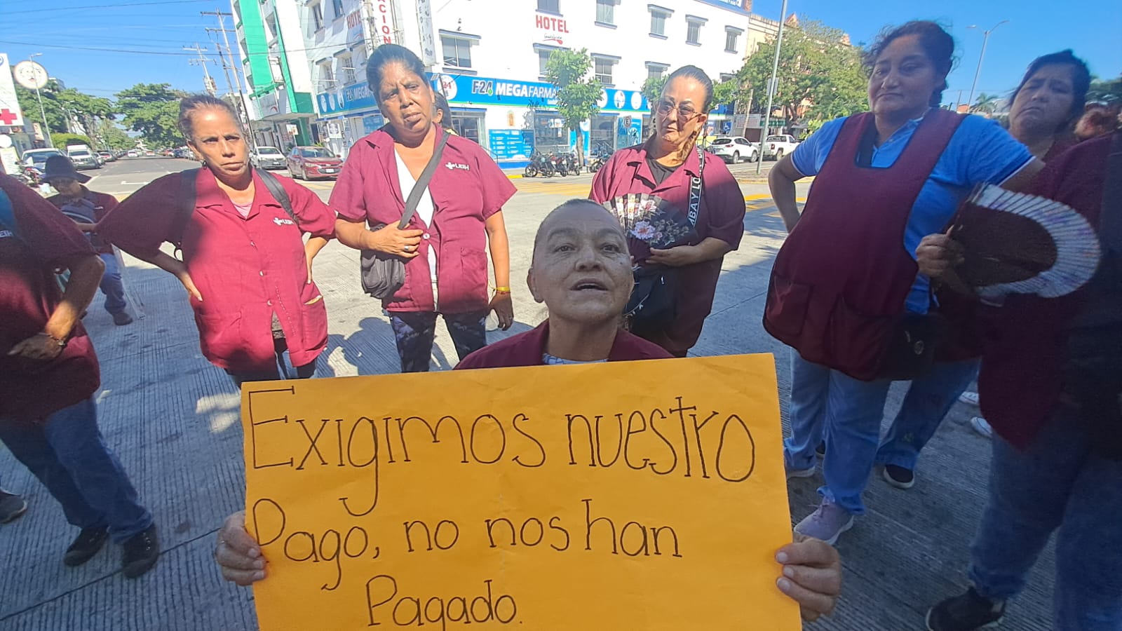 Hospitales en crisis ante paro de trabajadores de limpieza