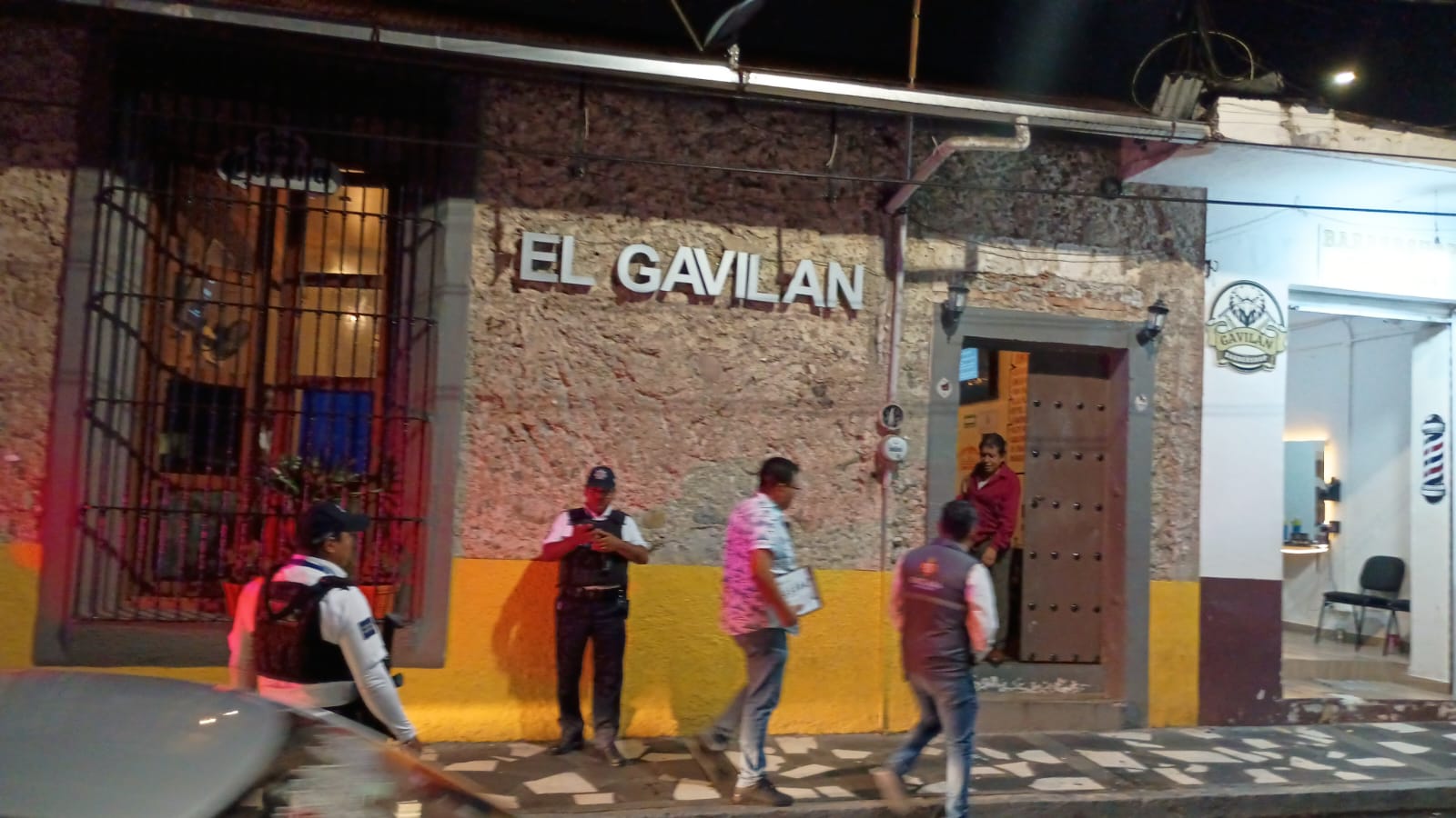 Riña entre mujeres en bar del centro de Orizaba desata operativo policiaco