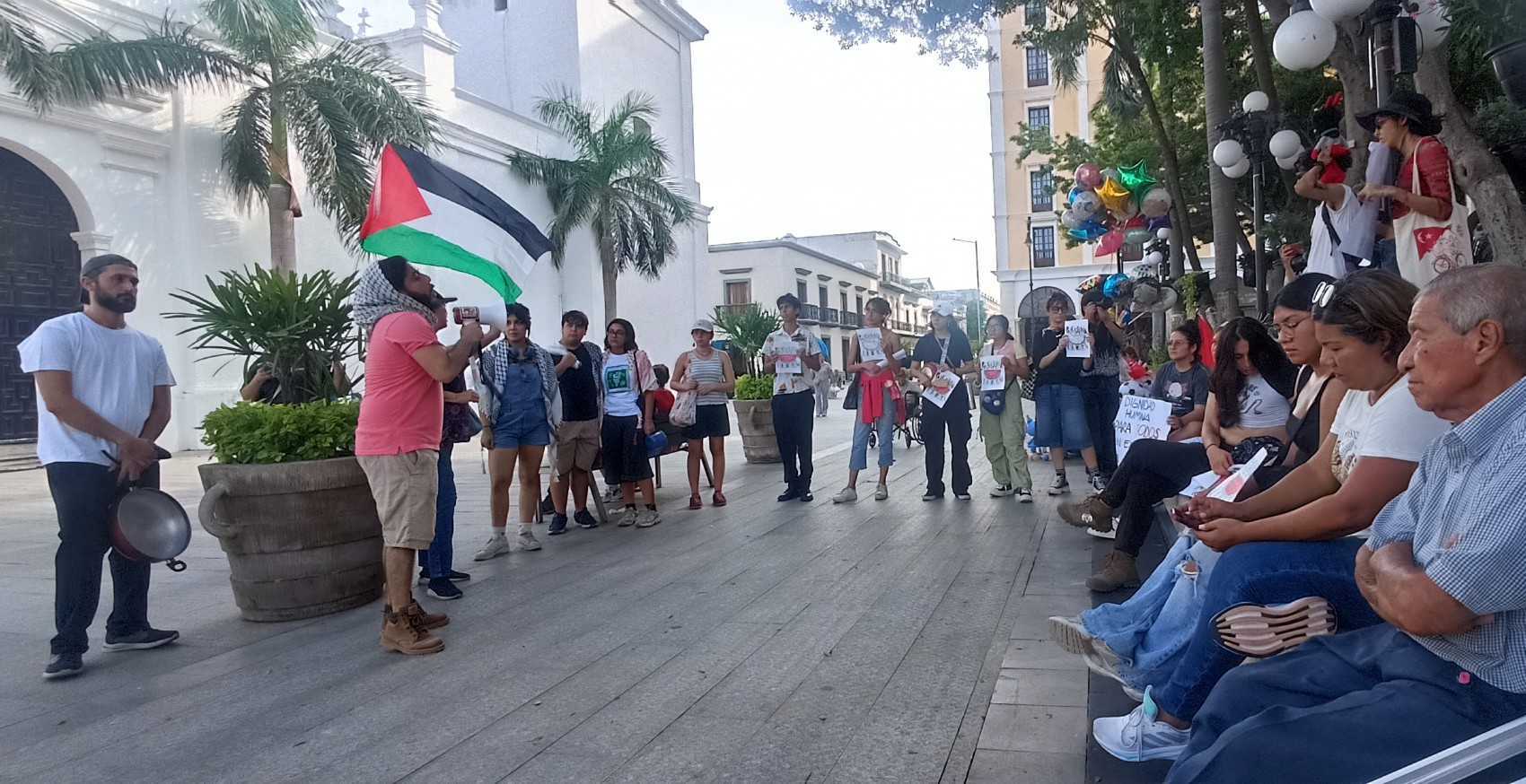 Realizan marcha Ruido por Gaza en Veracruz puerto en apoyo a Palestina