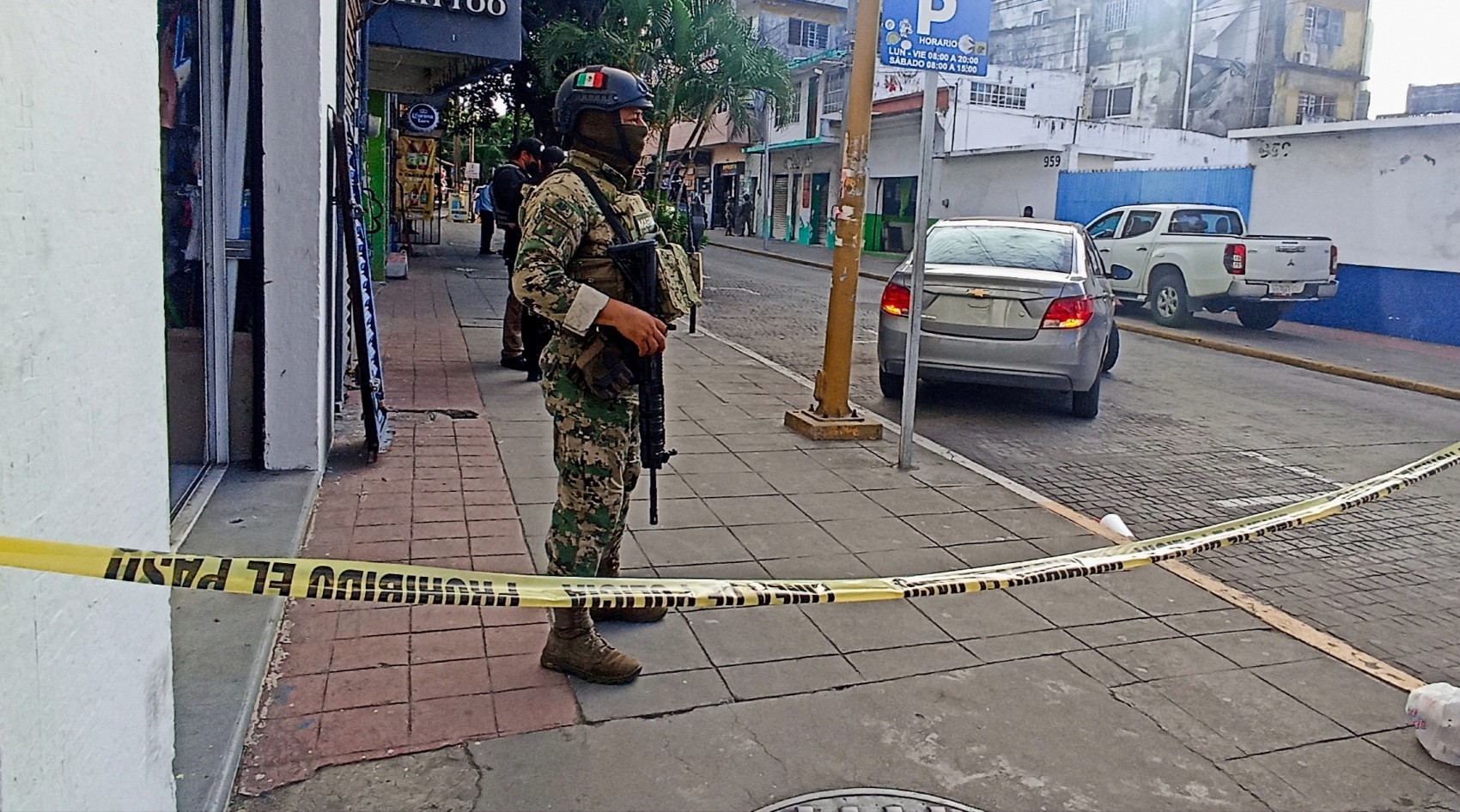 Fuerzas federales realizan operativos en el Centro Histórico y Geo Villas del Puerto en la ciudad de Veracruz