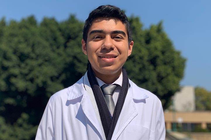 Alumno UV es reconocido nacionalmente por su excelencia académica