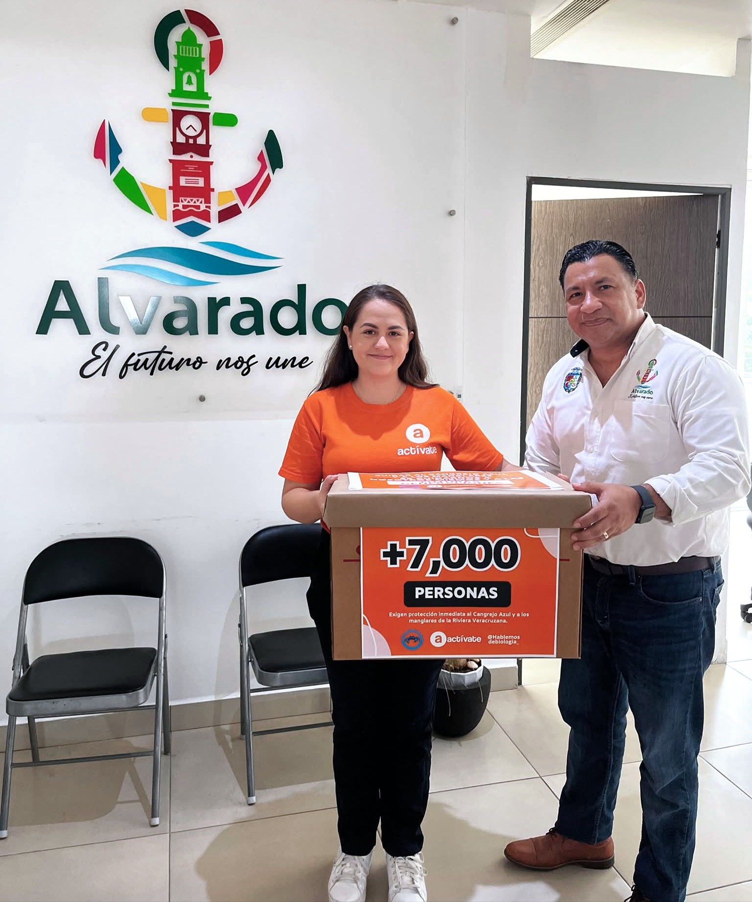 Respaldan creación de coordinación de protección animal para preservar el cangrejo azul en la Riviera Veracruzana