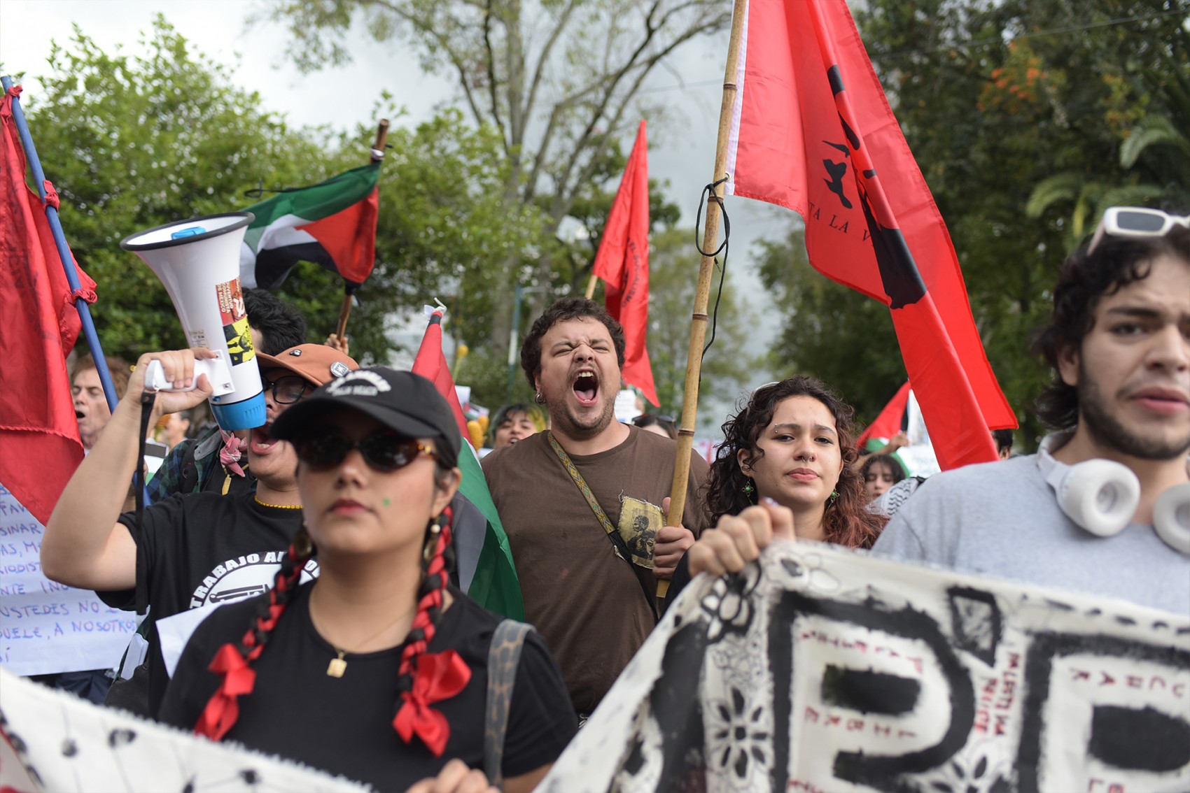 En Xalapa queman bandera y exigen a México romper relaciones con Israel