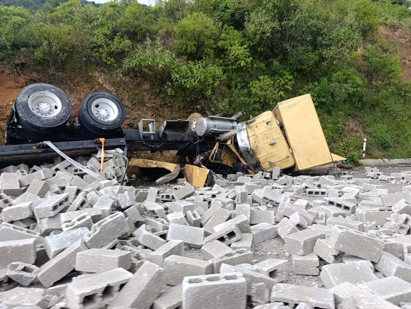 Accidentes en las cumbres de Maltrata causan cierre parcial de la autopista Orizaba-Puebla