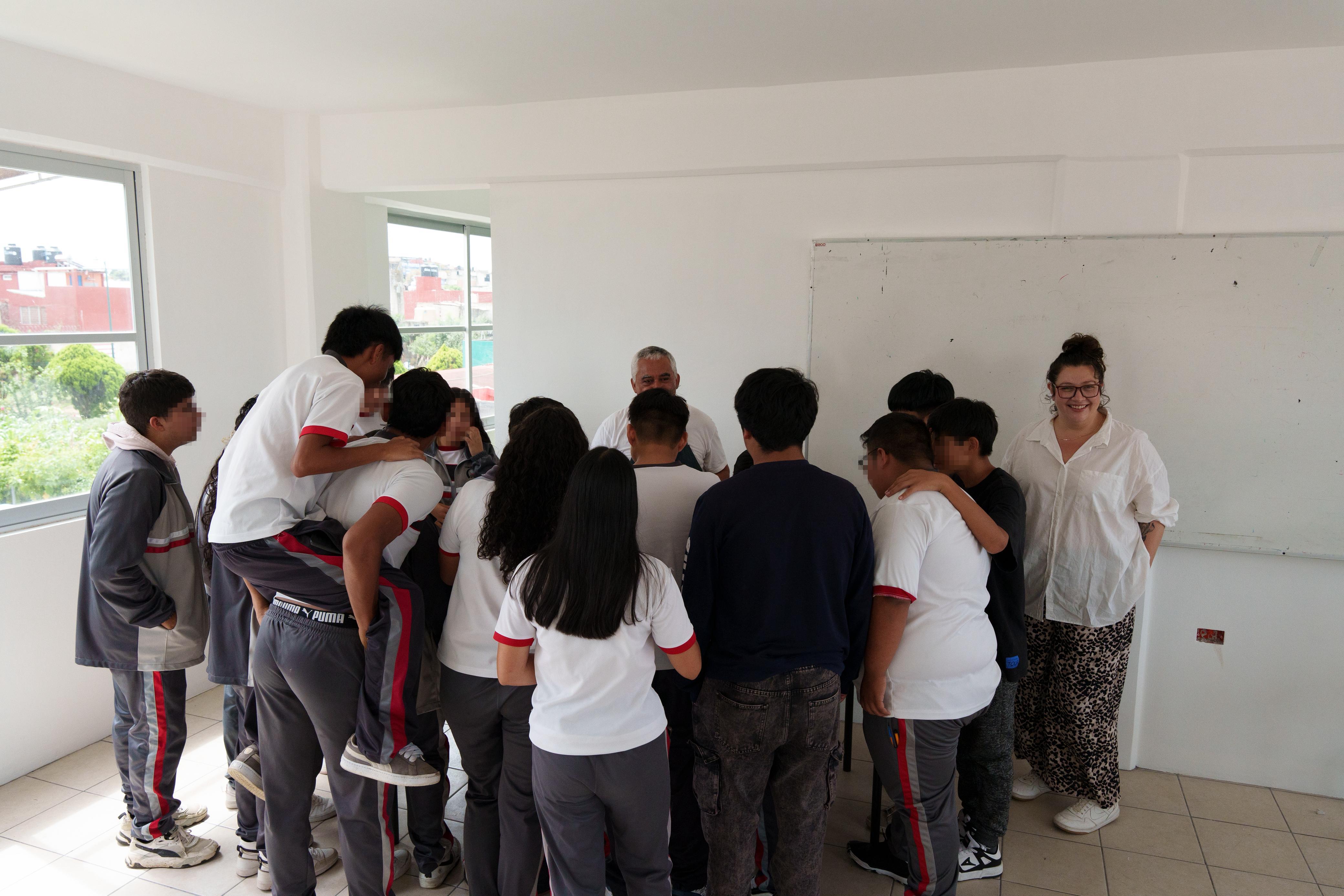 Taller de Fotografía Estenopeica en el Telebachillerato de la Colonia El Moral