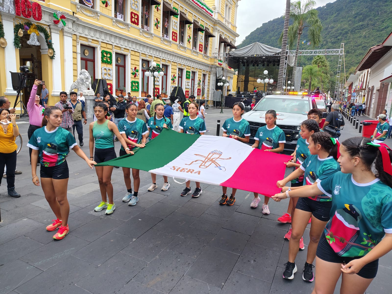 Bandera Siera recorre Puebla y Veracruz estas fiestas patrias