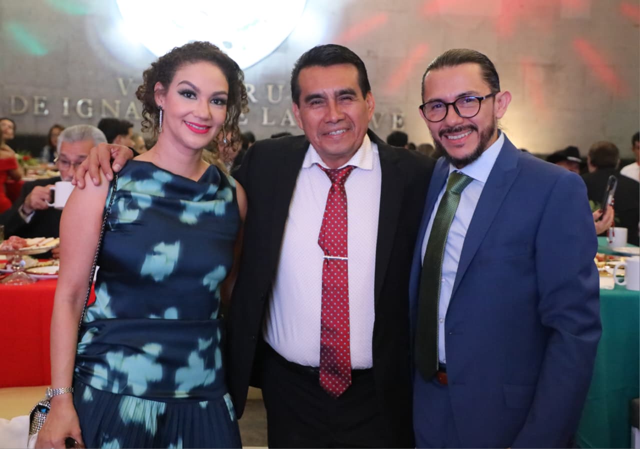 Participa Congreso en actos conmemorativos de la Independencia de México