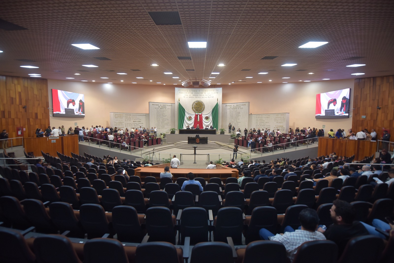 Designa Congreso a Gloria Sánchez Medalla “Heberto Castillo Martínez” 2025