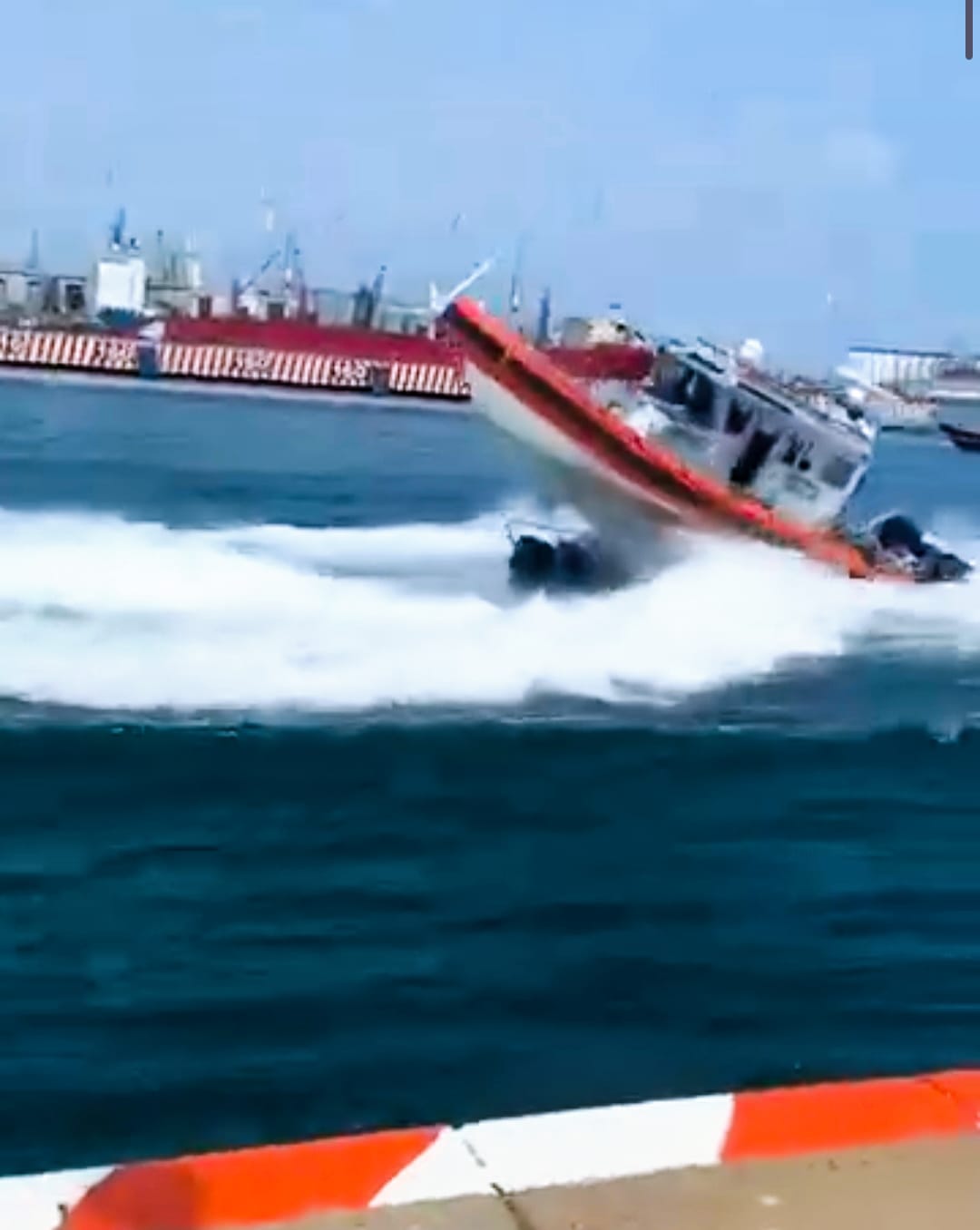 Colisión de lanchas de la Marina en Veracruz deja dos heridos