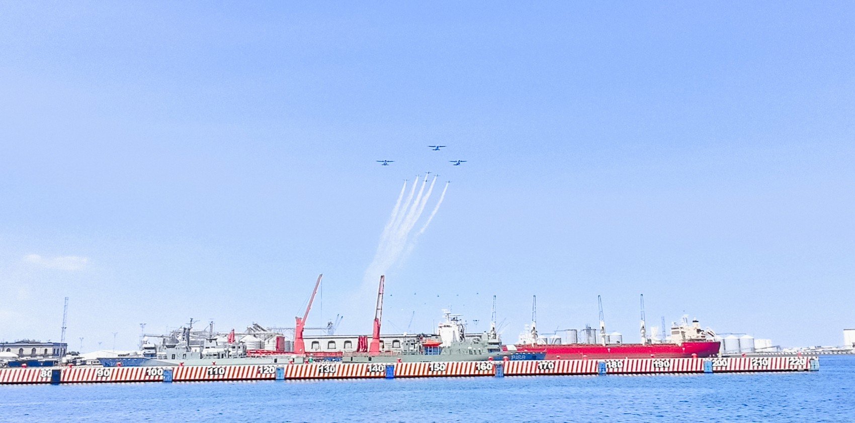 Continúan los ensayos para la ceremonia del 204 aniversario dela creación de la Armada de México
